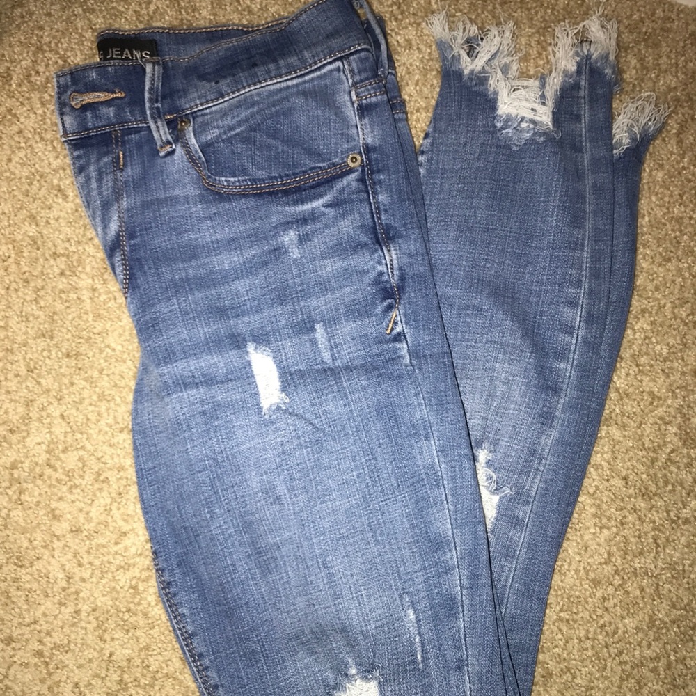 Blue skinny jeans